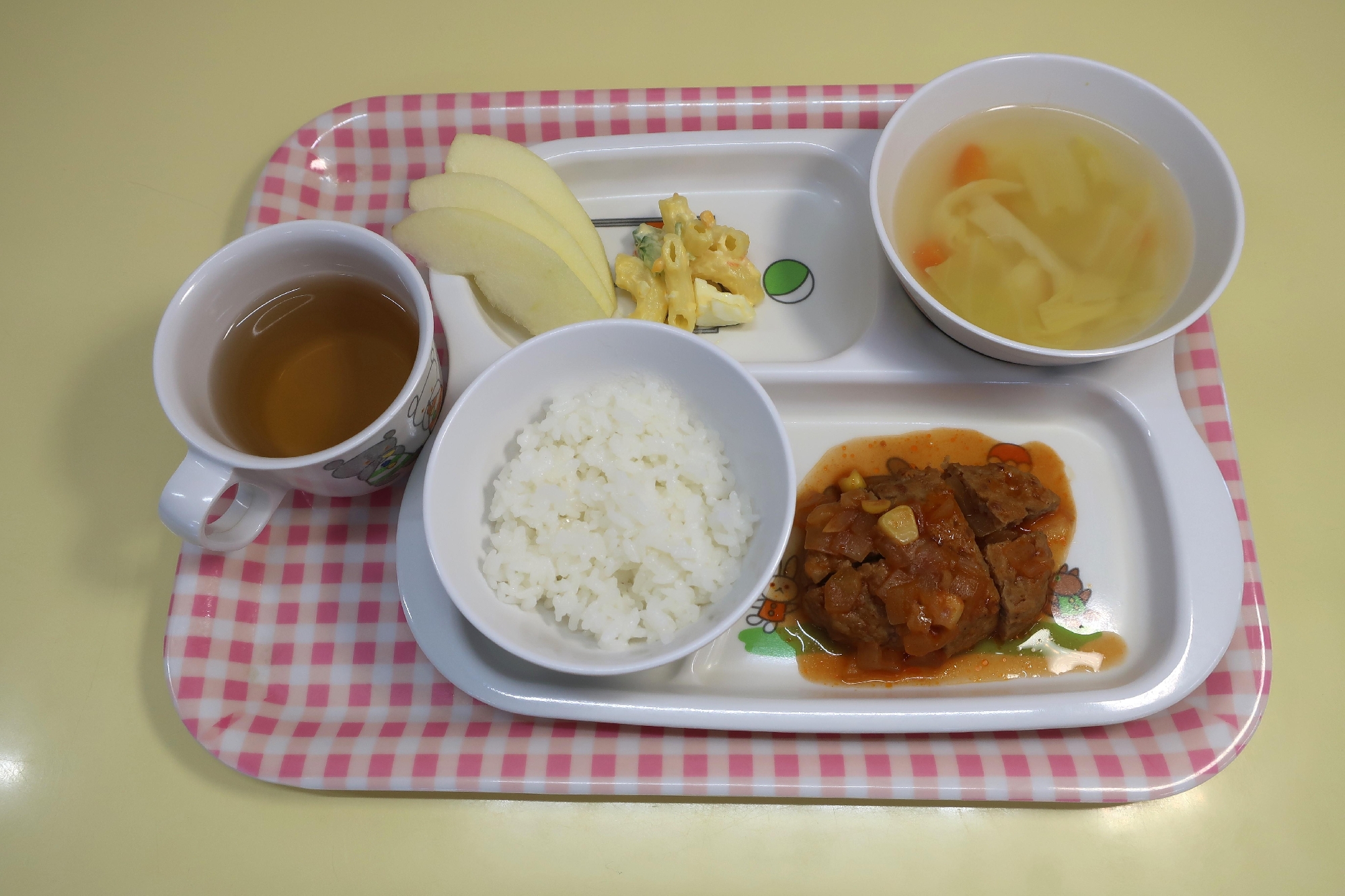 ３月２２日(金)未満児の給食（ひよこ・いちご組）